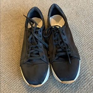 Vagabond platform sneakers